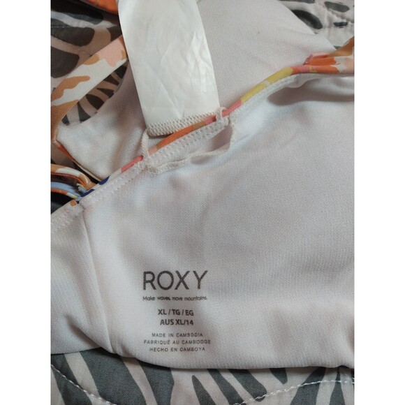 Roxy Swim Set Of 3 Pieces XL Shorts Are Medium But It Fits As A Set XL - Picture 16 of 16